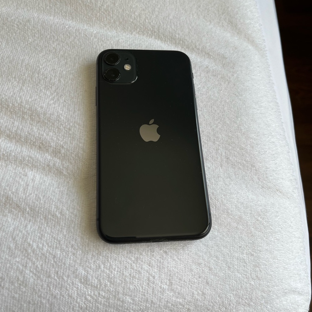 iPhone 11 64GB